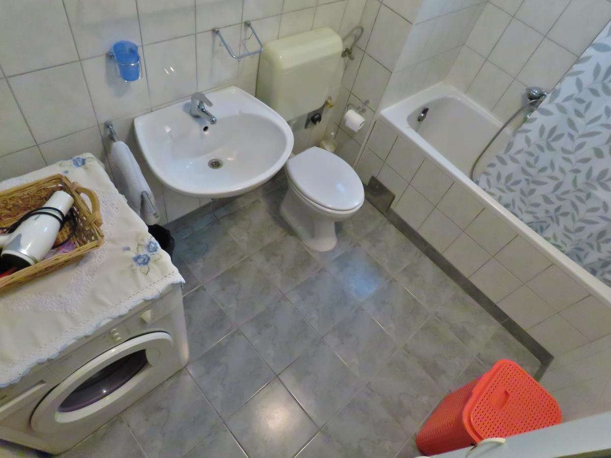 Apartment Ribnjak 10 Omiš Buitenkant foto