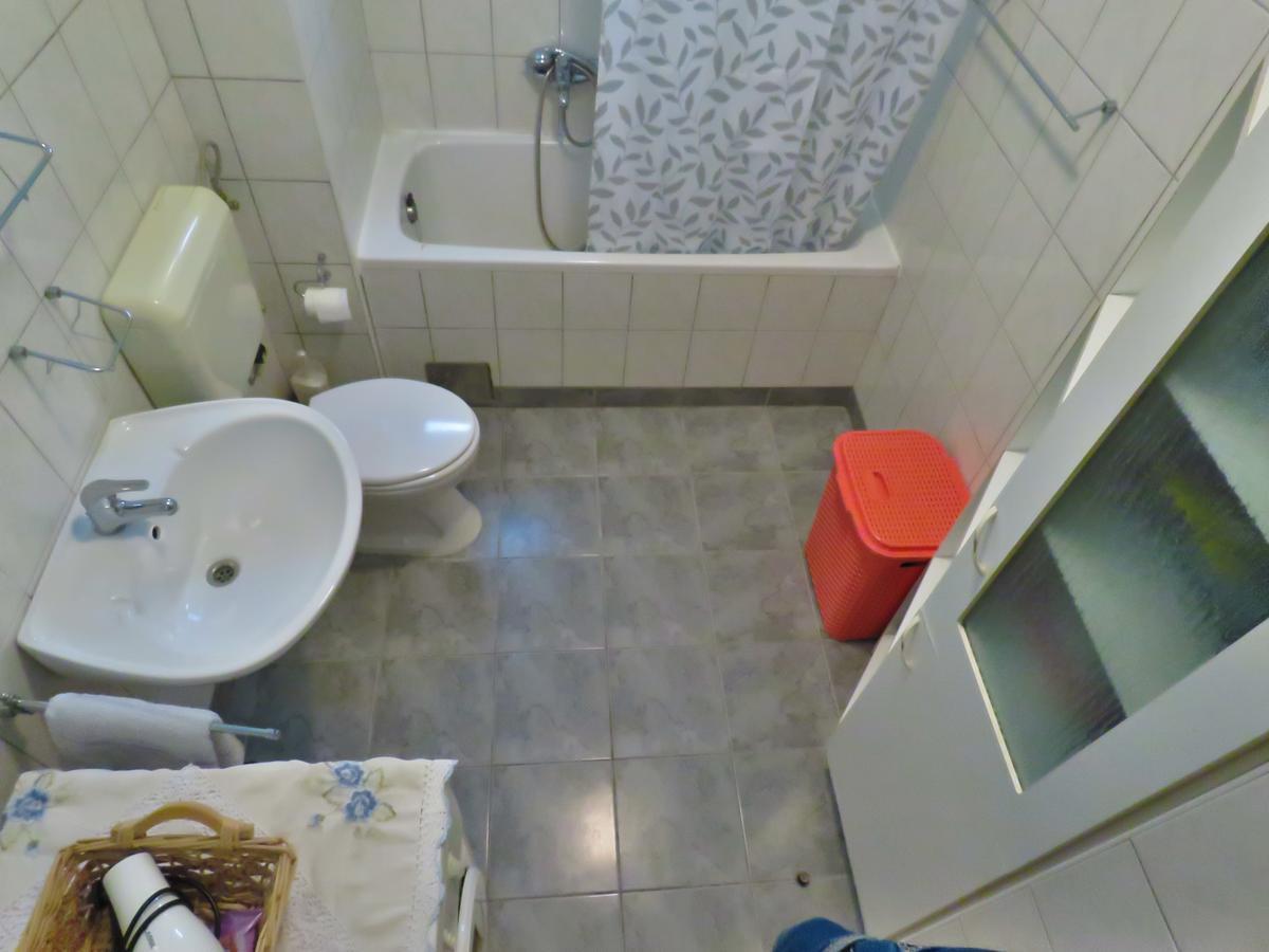 Apartment Ribnjak 10 Omiš Buitenkant foto