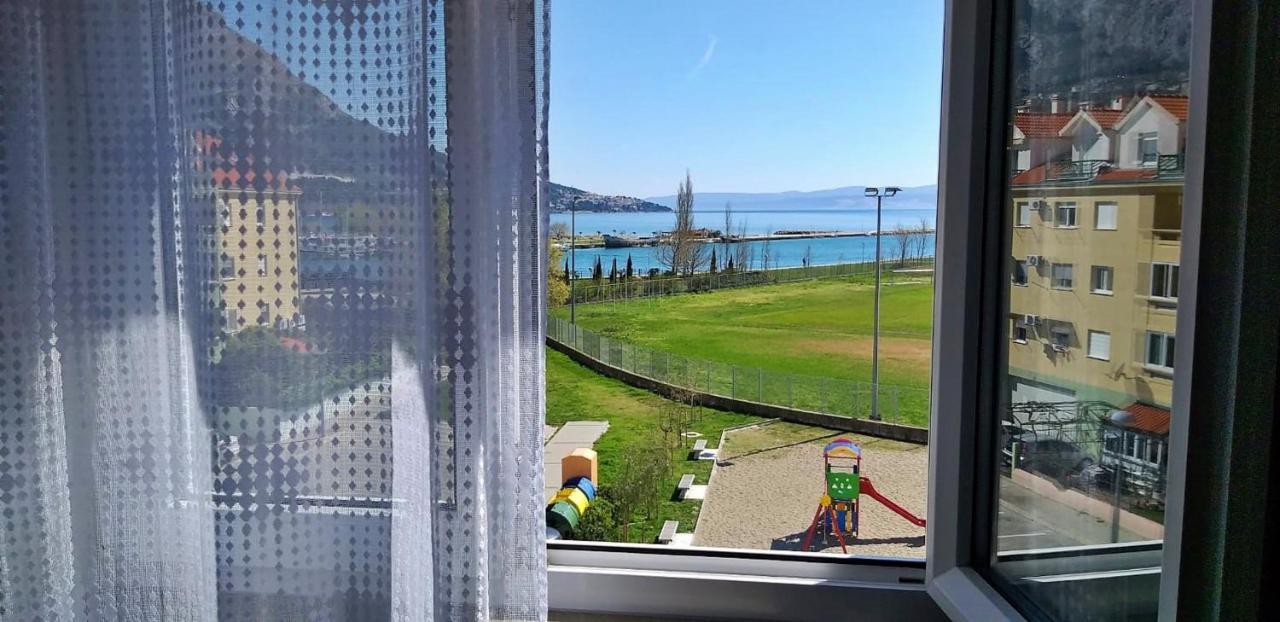 Apartment Ribnjak 10 Omiš Buitenkant foto