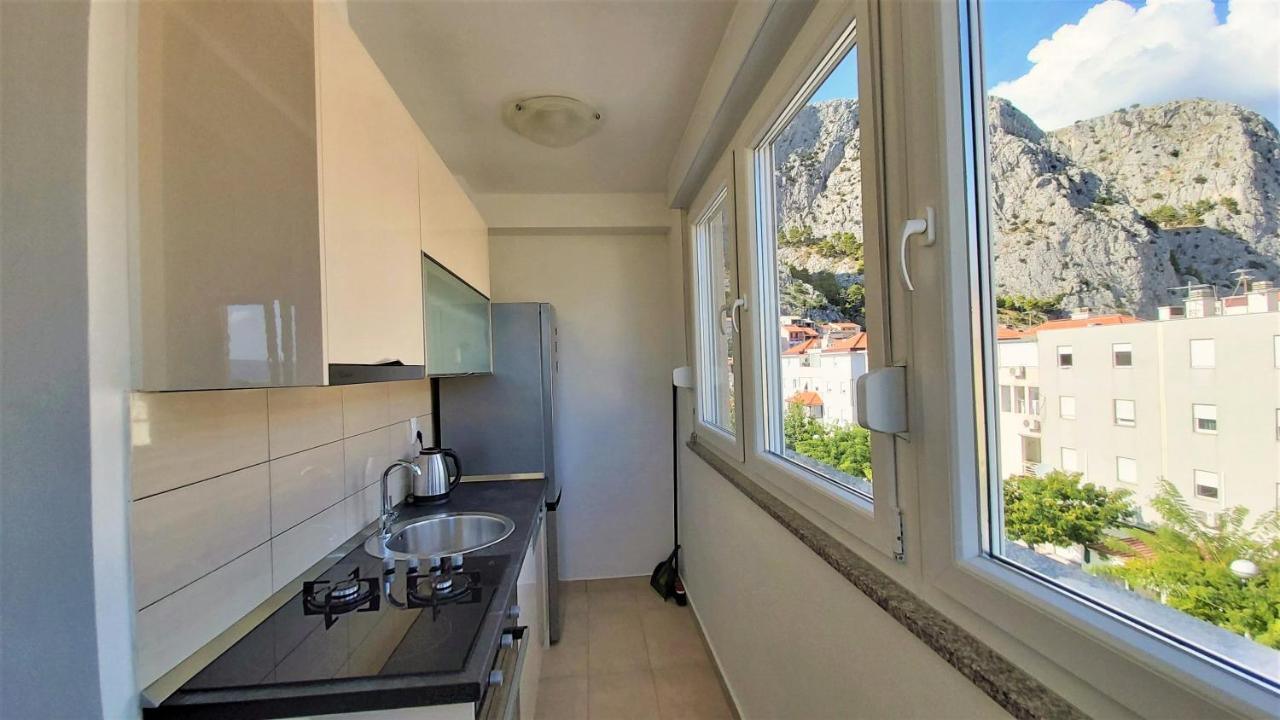 Apartment Ribnjak 10 Omiš Buitenkant foto