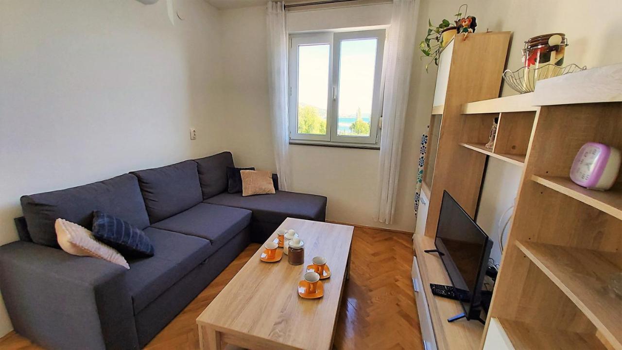 Apartment Ribnjak 10 Omiš Buitenkant foto
