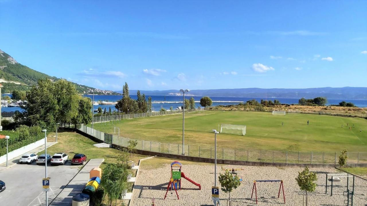 Apartment Ribnjak 10 Omiš Buitenkant foto