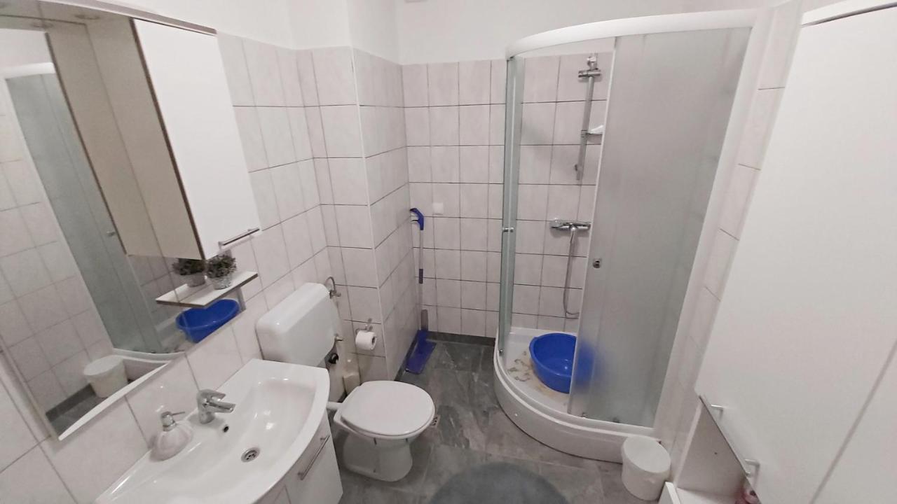 Apartment Ribnjak 10 Omiš Buitenkant foto