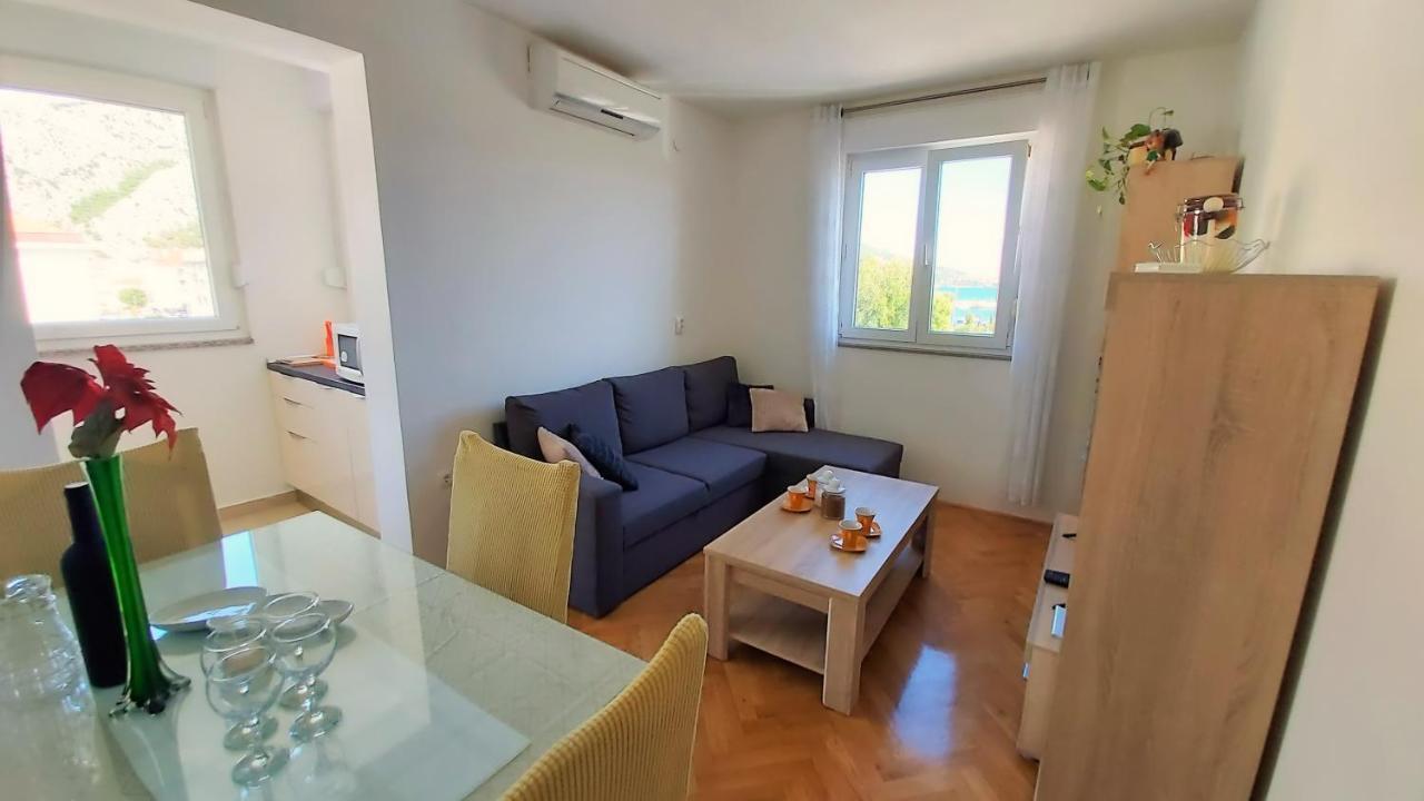 Apartment Ribnjak 10 Omiš Buitenkant foto