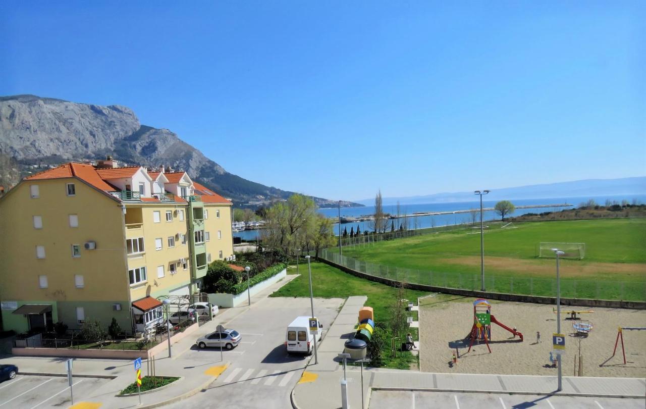 Apartment Ribnjak 10 Omiš Buitenkant foto